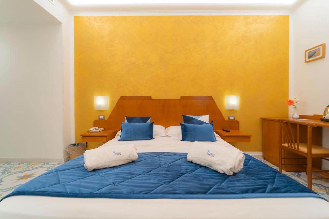 Hotel San Pietro Майори Экстерьер фото