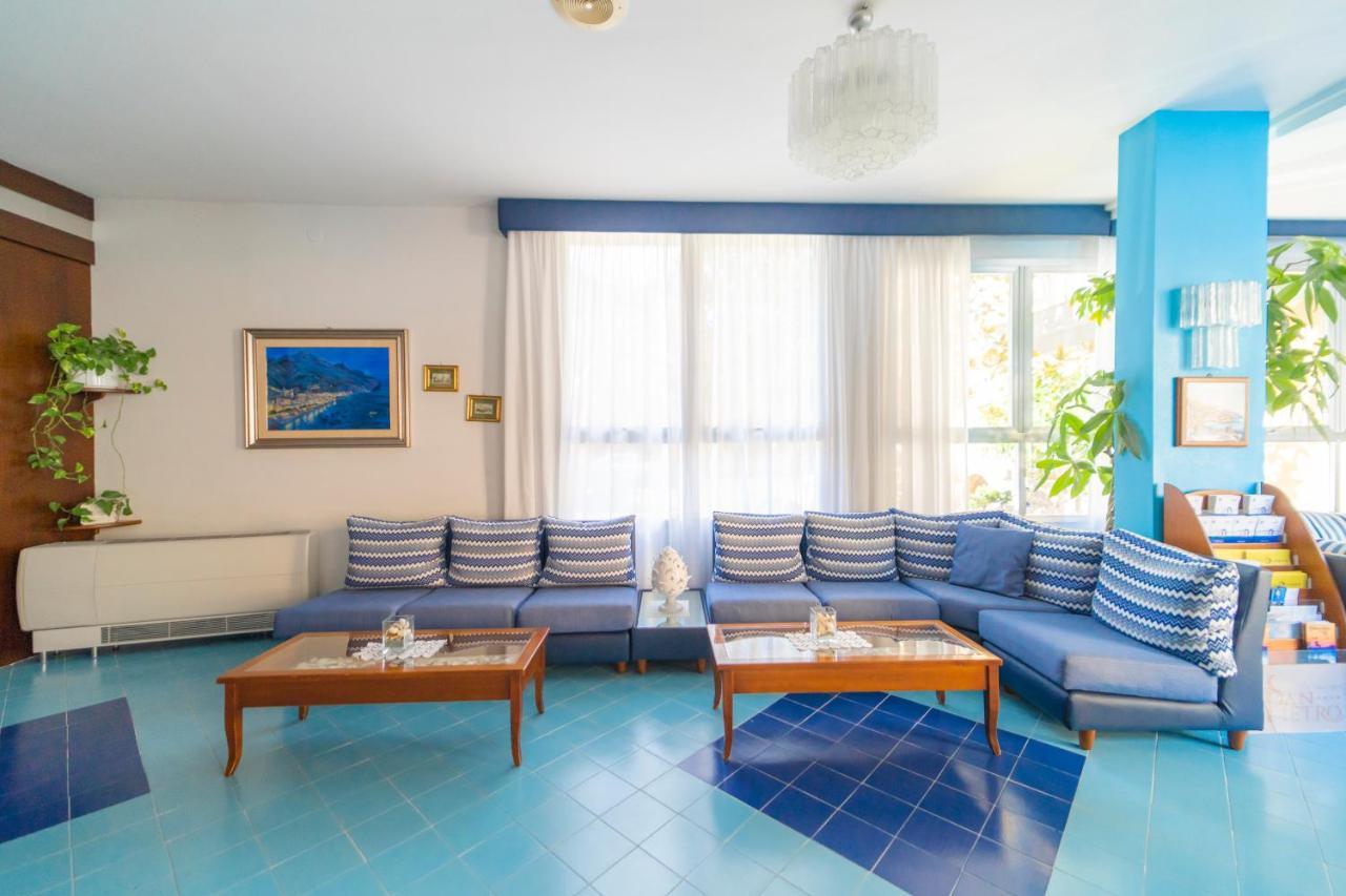 Hotel San Pietro Майори Экстерьер фото