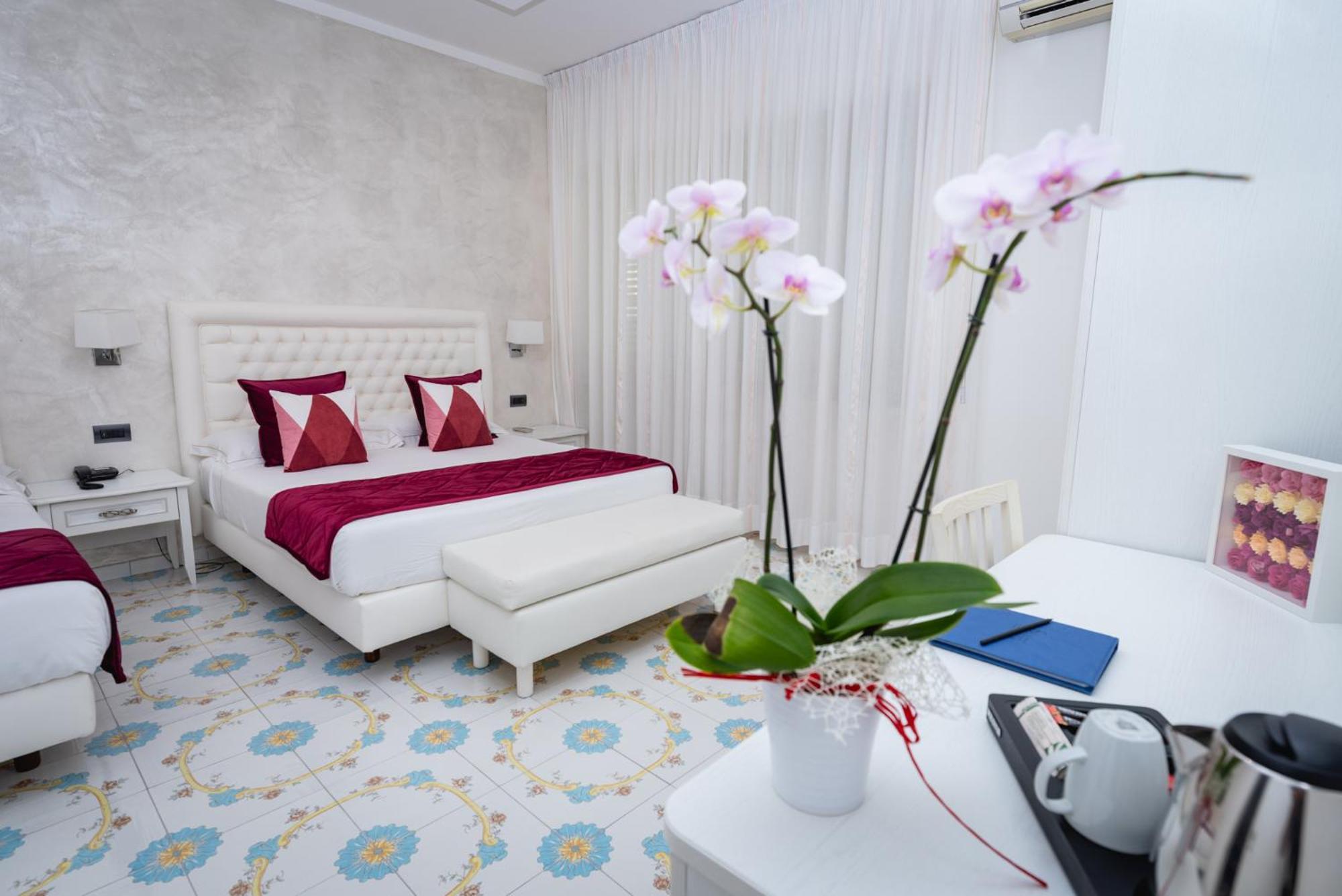 Hotel San Pietro Майори Экстерьер фото