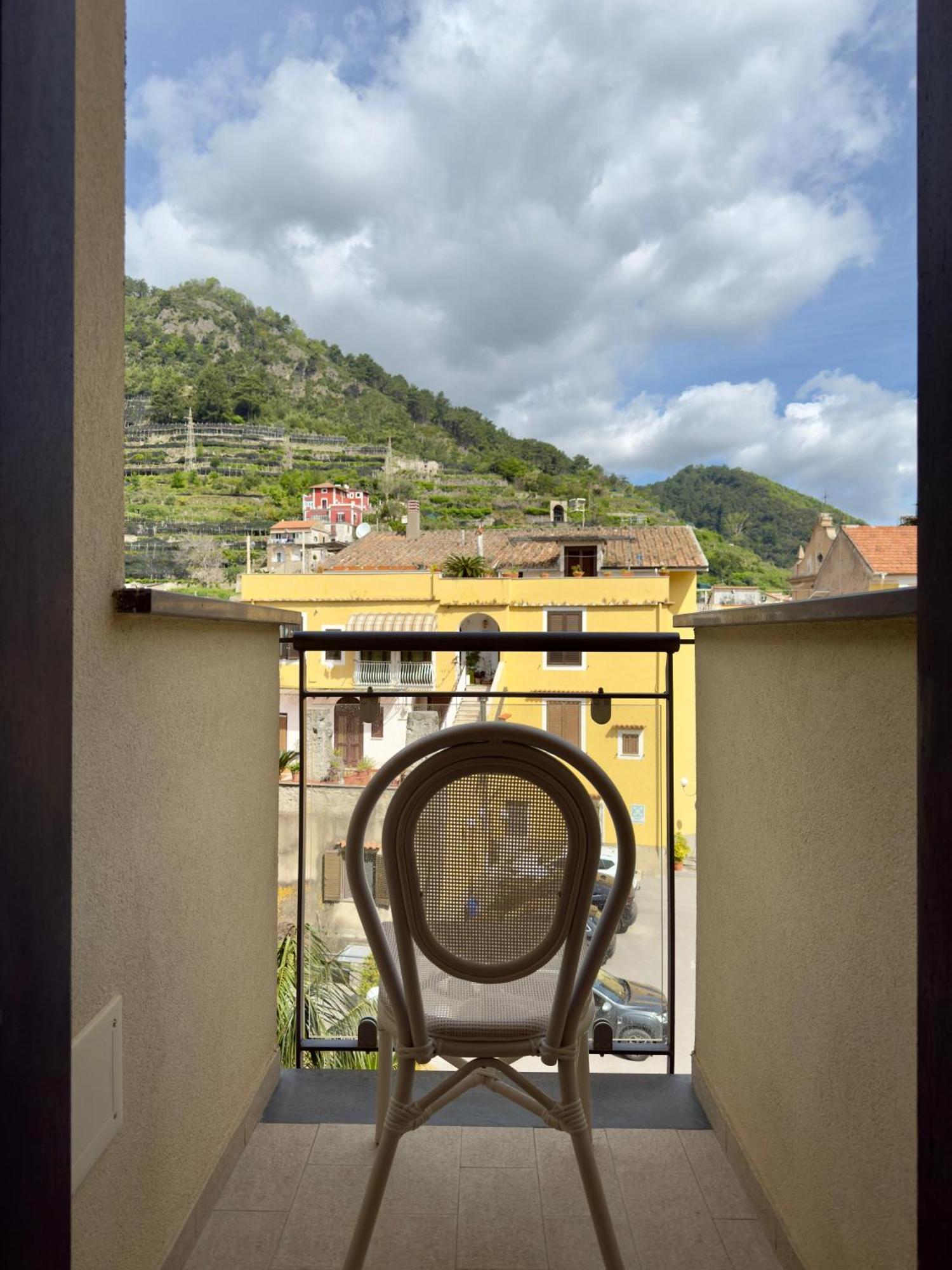 Hotel San Pietro Майори Экстерьер фото